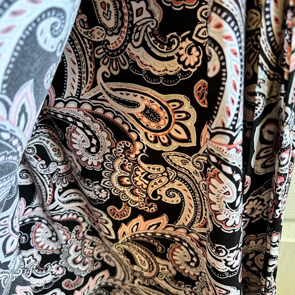 Black Label by Evan Picone wrap dress - Picture 3 of 5